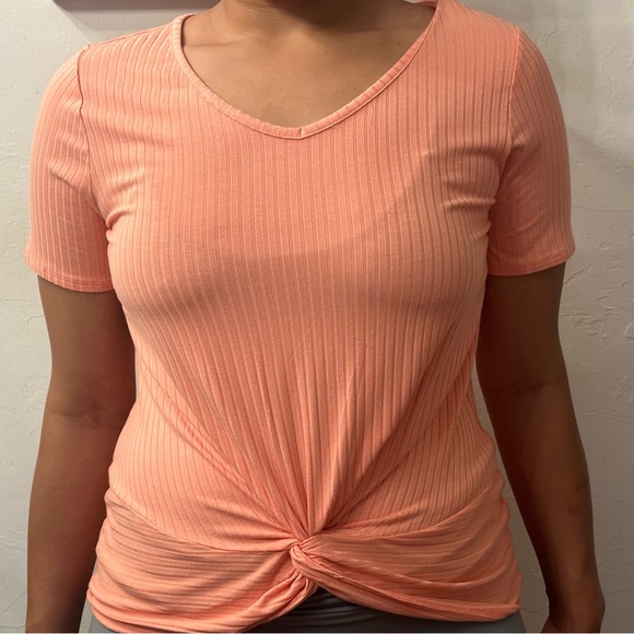 Blouse - Picture 2 of 4